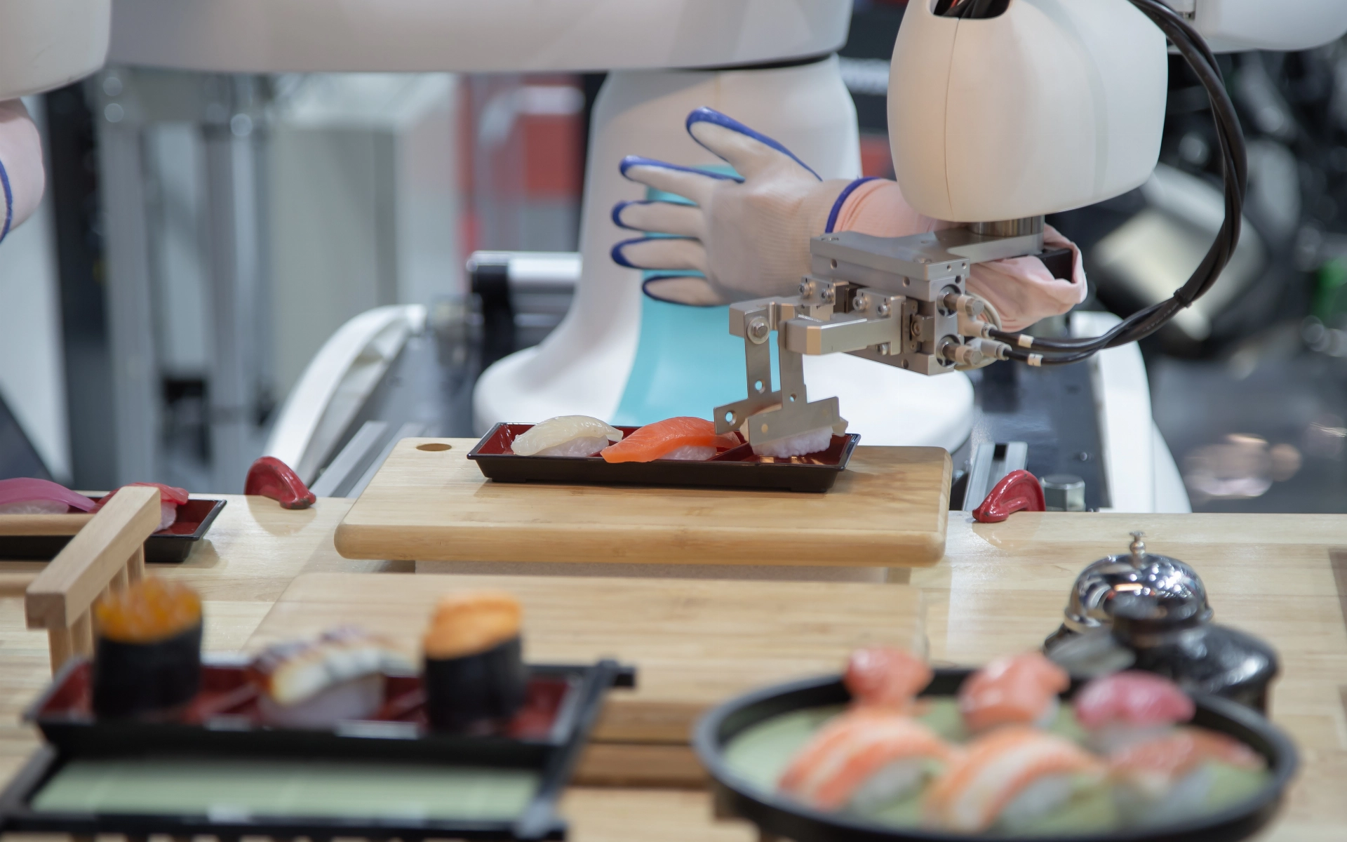 Die Zukunft der Gastronomie: Wie Roboter wie BellaBot die Branche transformieren