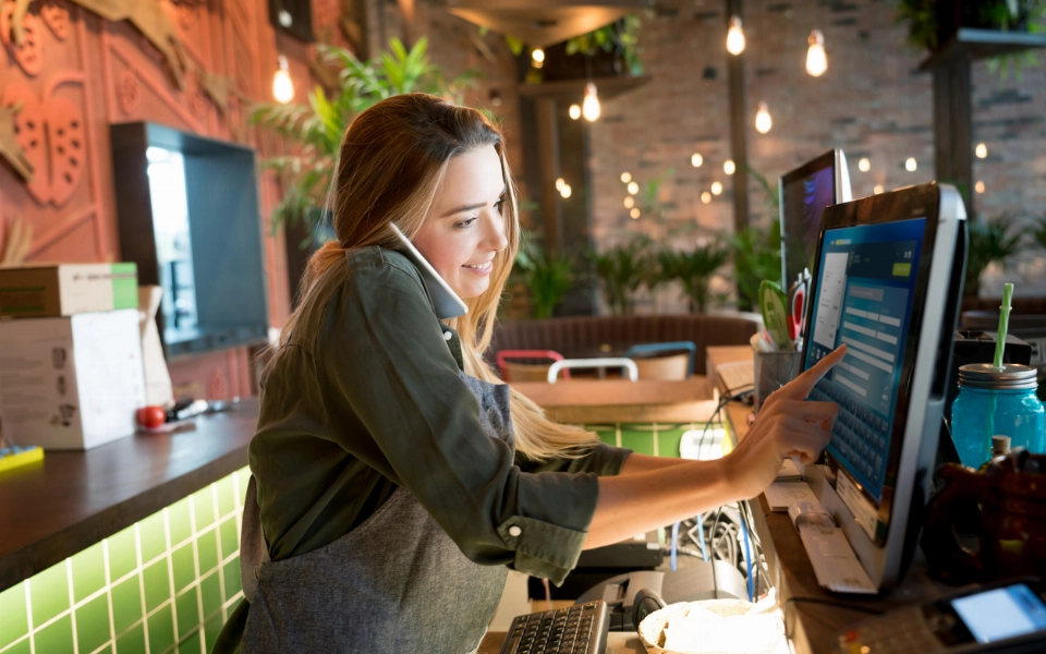 Leitfaden: Die größten Fehler bei der Digitalisierung in der Gastronomie und wie Sie sie vermeiden